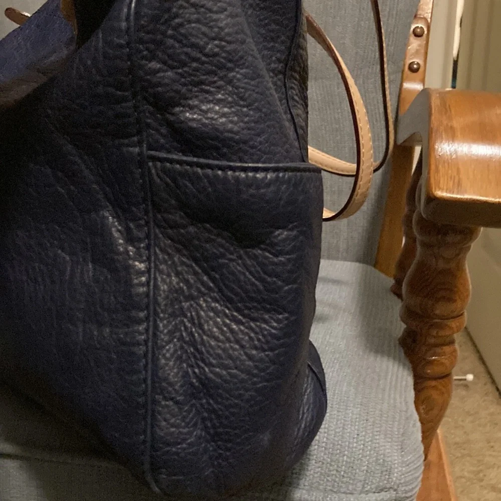 Michael Kors Handbag - Picture 4 of 12